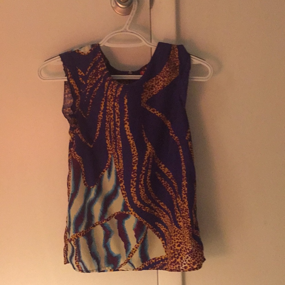 Turtle neck pattern blouse from Dubai